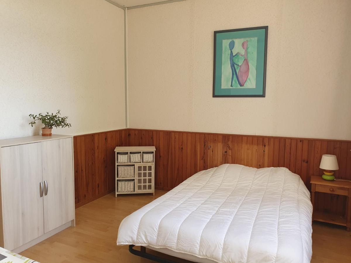 Camping Des 2 Rives- Chambres Etang-sur-Arroux Esterno foto