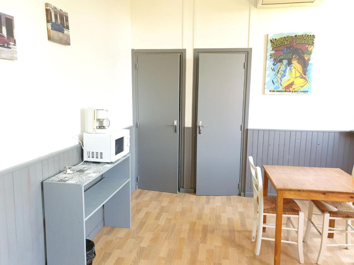 Camping Des 2 Rives- Chambres Etang-sur-Arroux Esterno foto